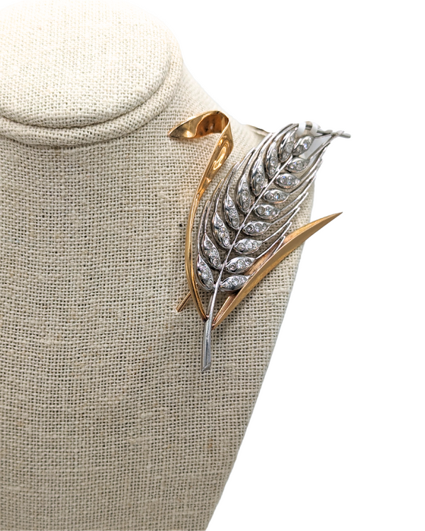 "The Wheat Brooch" with diamonds in gold and platinum