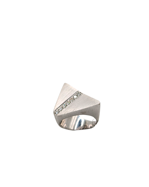 Asymmetrical brushed white gold traingle ring with diamonds