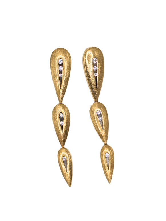 3 part gold & diamond dangle earrings in tear drop shapes