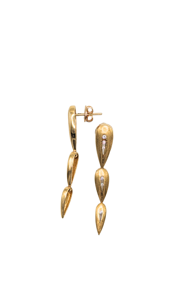 3 part gold & diamond dangle earrings in tear drop shapes