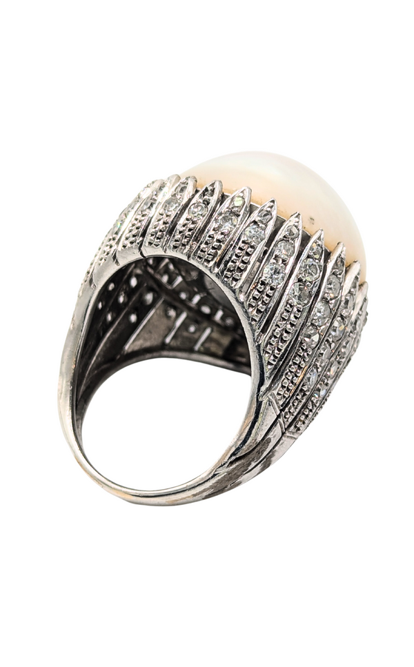 Large mabé pearl and diamond vintage ring