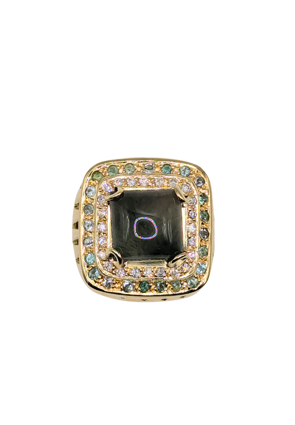 Cabachon quartz with diamond and emerald ring