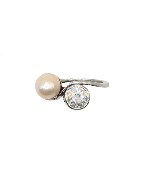 Art Deco "toi et moi" diamond and pearl ring