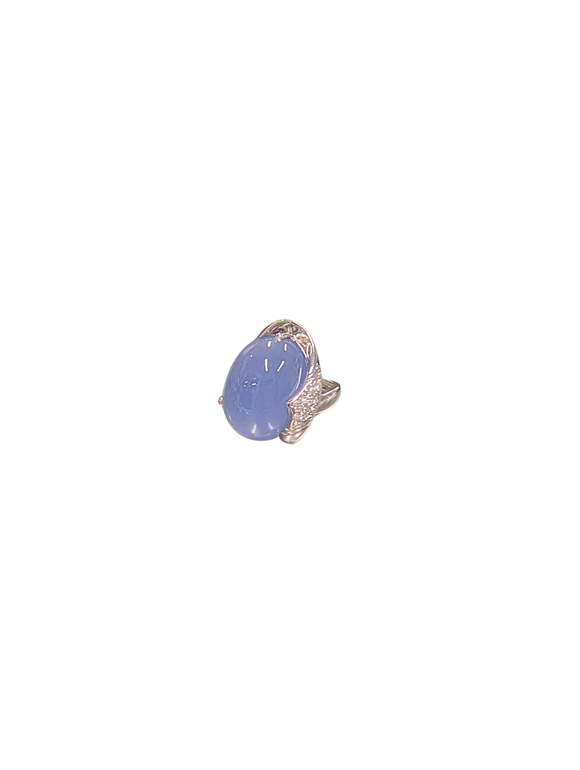 Chalcedony and diamond ring
